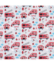Tissu enfant à motif chiens pompiers colorés en action, imprimé ludique sur fond clair.