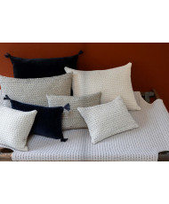 Jacquard Khanta Quilted Fabric – 140 cm Width