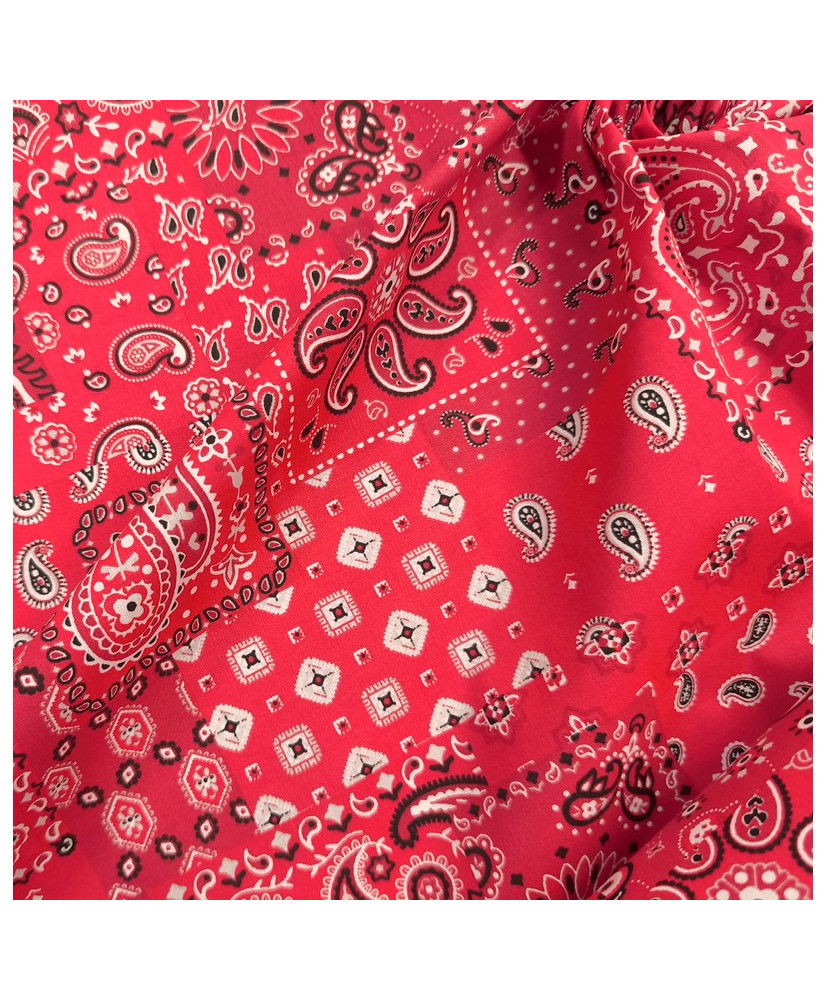 Tissu Farwest Rouge 100% Coton Imprimé Bandana & Paisley